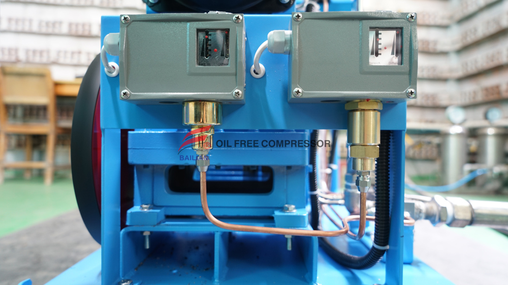 Compresor de oxígeno de refuerzo médico de alta presión 1m3 Gow-3 / 4-150