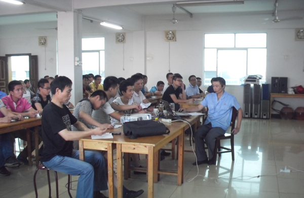 BAILIAN Compressor tiene actividades de aprendizaje de teor&iacute;a de tecnolog&iacute;a de compresores para empleados 2