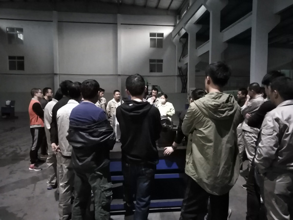 Herramientas de medici&oacute;n y formaci&oacute;n in situ utilizadas en el taller de compresores