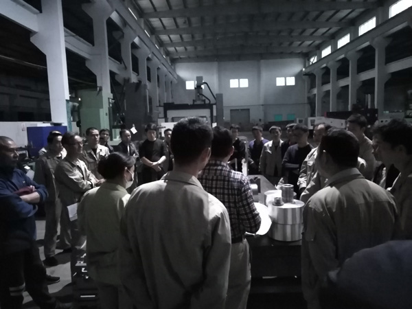 Herramientas de medici&oacute;n y formaci&oacute;n in situ utilizadas en el taller de compresores